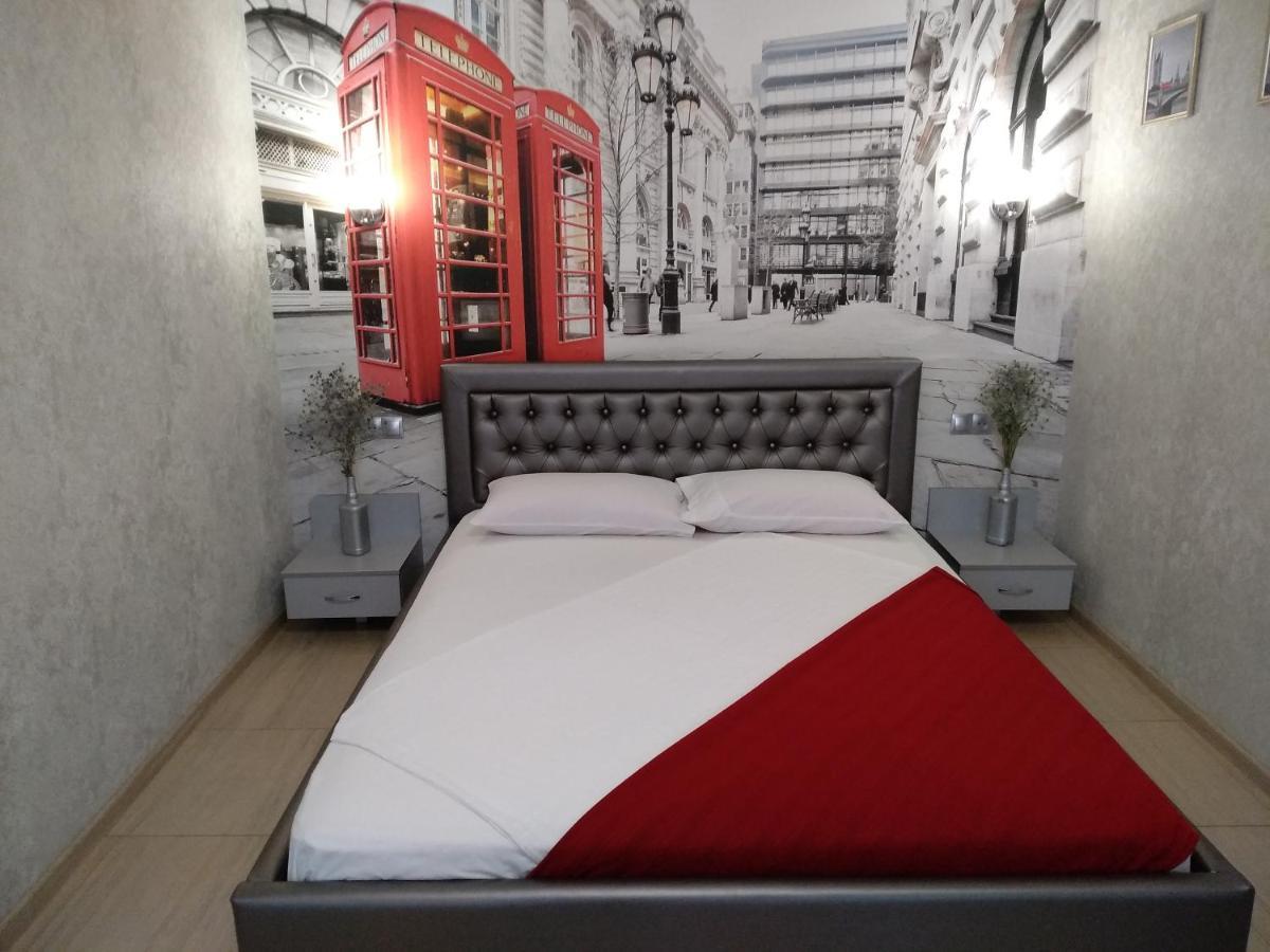Luxuri Apartments 切尔尼戈夫 外观 照片